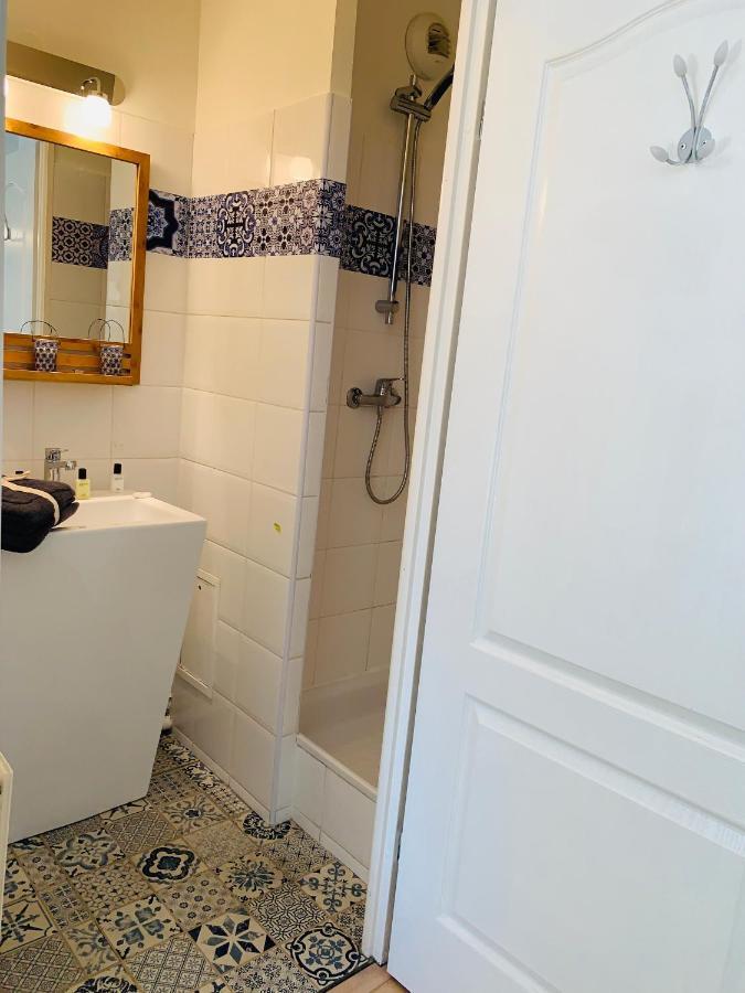 Bed And Breakfast Luxe La Defense U-Arena Courbevoie Exterior photo